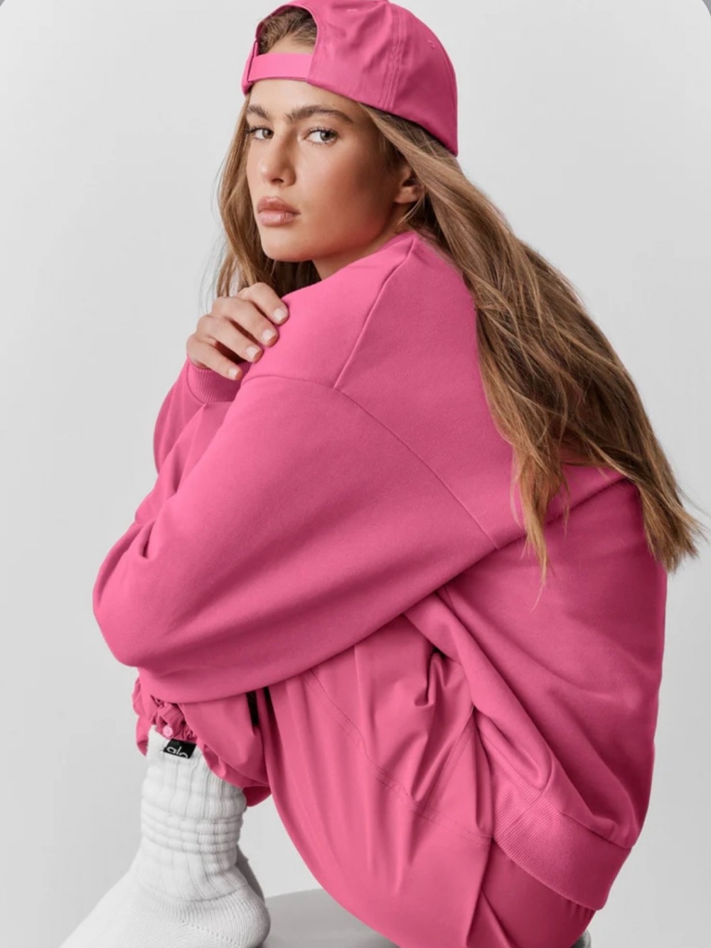 ALO Yoga Off Duty Hot Pink Logo Strapback Cap In Paradise Pink